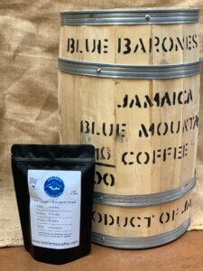 Sachet et tonneau de Blue Mountain, meilleur café en grain