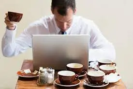 le café et les performances au travail